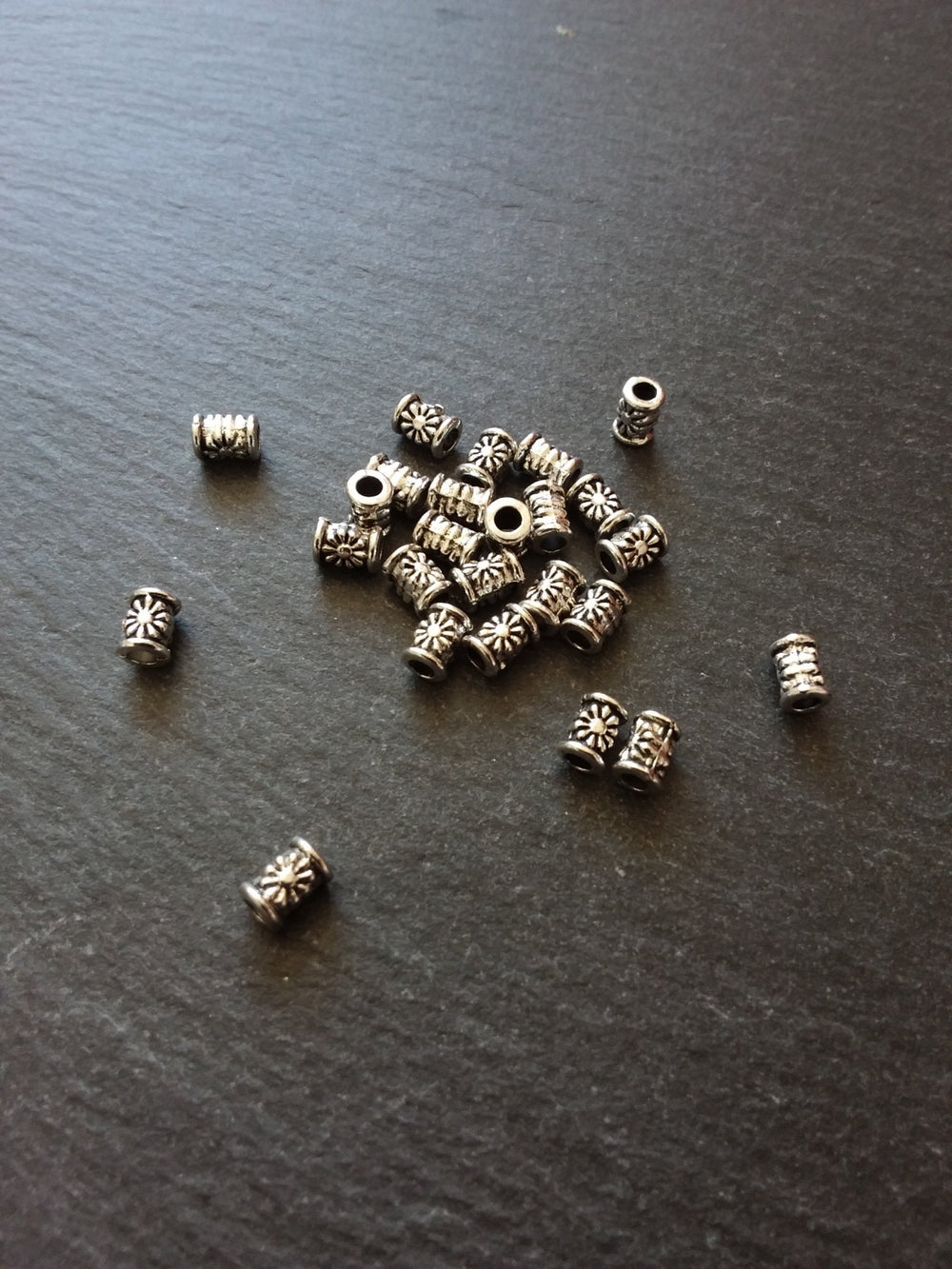20 or 100 Antique Silver Tone Patterned 6mm Tube Column Beads 6x4.5mm