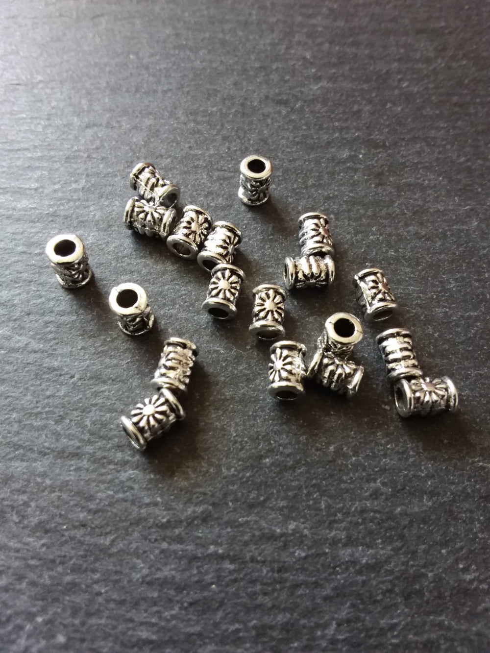 20 or 100 Antique Silver Alloy 6mm Patterned Column Beads 6x4.5mm Hole: 2.6mm