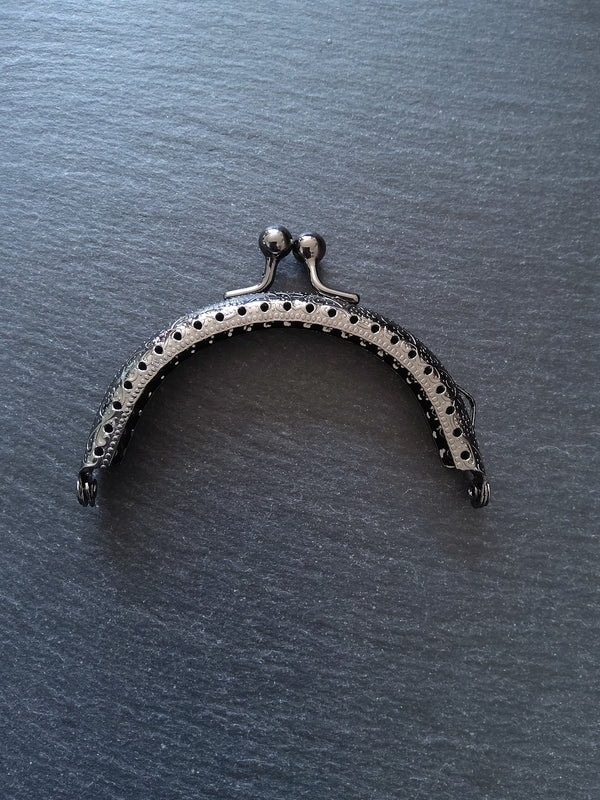 Patterned Gunmetal 8.5cm Metal Arch Frame Kiss Clasp For Purse Bag (3 3/8 inch)