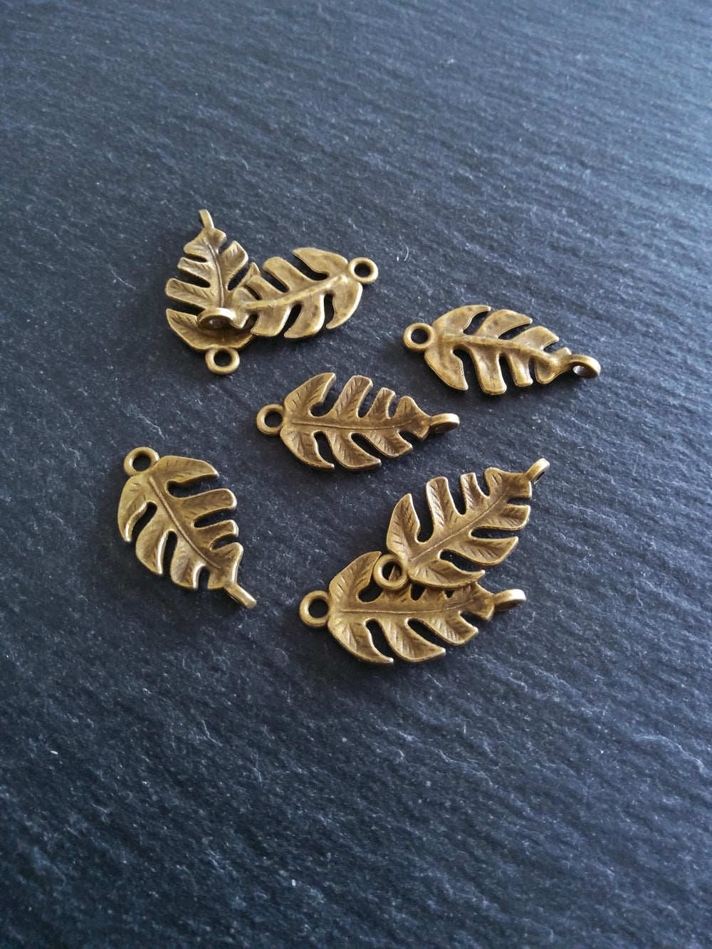 10 or 50 Leaf Connector Charms Antique Bronze Alloy 27x14x4mm Nickel FREE