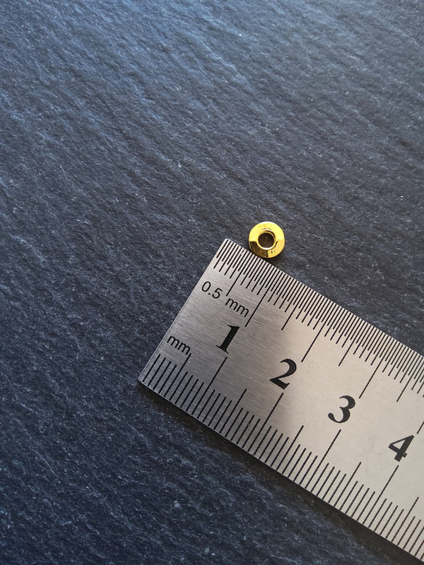 40 or 200 Gold Plated 6mm Solid Flat Round Metal Alloy Spacer Beads 6x2mm Hole: 2.5mm