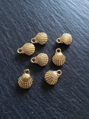 2 or 10 Sea Shell Charms Real 14K Gold Plated Alloy 13.5x10x4mm. Nickel FREE