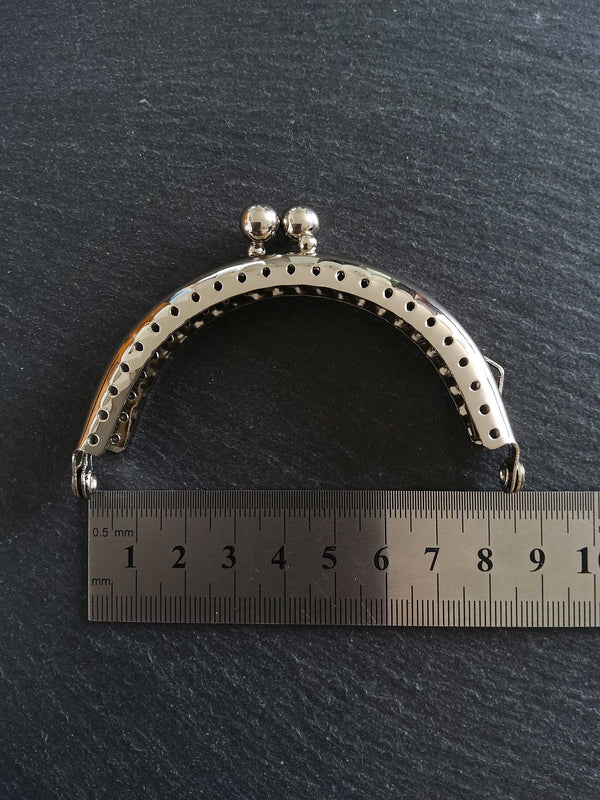 Plain Bright Silver 8.5cm Metal Arch Frame Kiss Clasp For Purse Bag (3 3/8 inch)