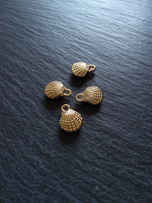 2 or 10 Sea Shell Charms Real 14K Gold Plated Alloy 13.5x10x4mm. Nickel FREE