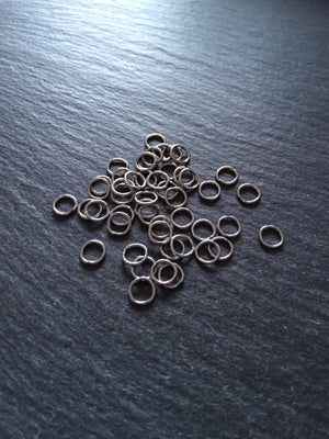 20 or 100 Stainless Steel 6mm Jump Rings CLOSED 0.8mm (20 Gauge)