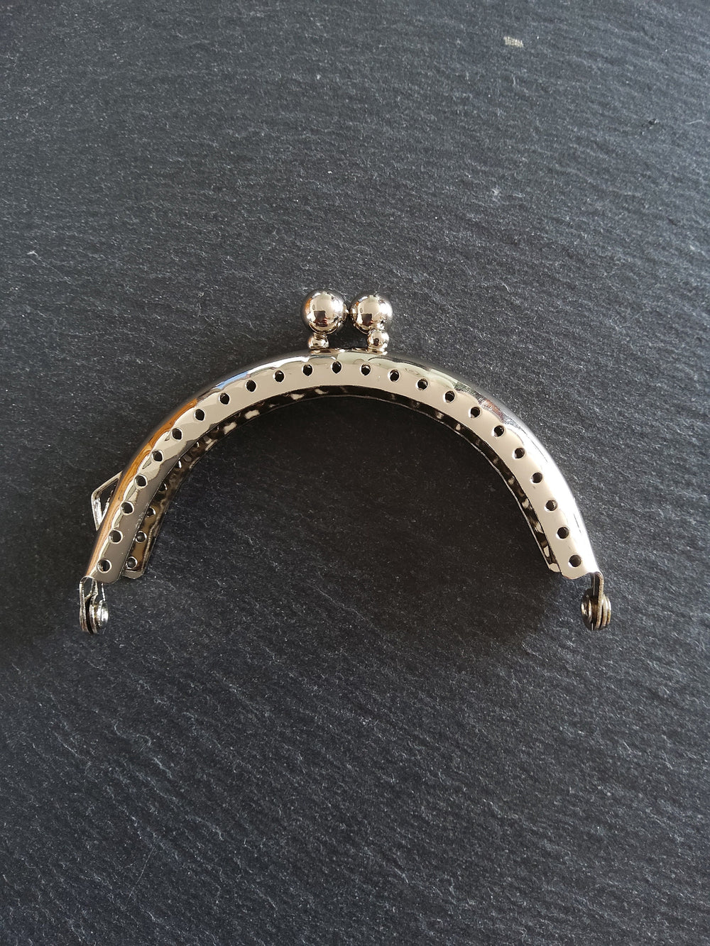 Plain Bright Silver 8.5cm Metal Arch Frame Kiss Clasp For Purse Bag (3 3/8 inch)