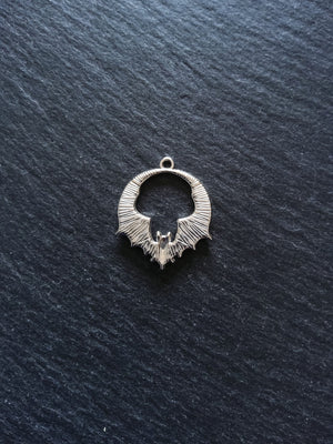 6 or 30 Flying Bat Charms Antique silver Tone Alloy 28x24mm