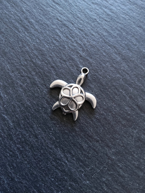 1 or 5 Stainless Steel Turtle Pendants Antique Silver Colour 26x24mm