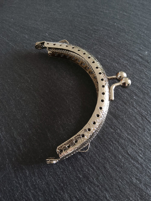 Patterned Bright Silver 8.5cm Metal Arch Frame Kiss Clasp For Purse Bag (3 3/8 inch)