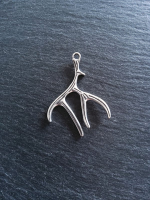 4 or 20 Large Antler Charms Antique Silver Tone 50x38x2.5mm