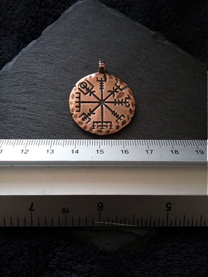 1 or 5 Icelandic Vegvísir Wayfinder Compass Pendant Antique Copper 35x29mm