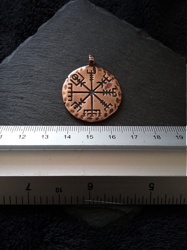 1 or 5 Icelandic Vegvísir Wayfinder Compass Pendant Antique Copper 35x29mm