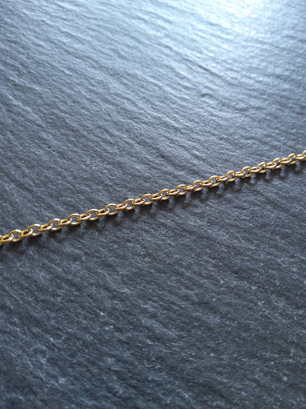 1 Meter Length of Genuine 18K Plated Stainless Steel Cable Chain 2.5x2x0.5mm Closed Link