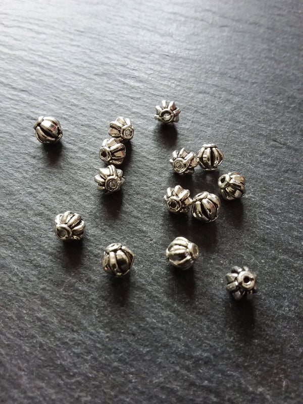 20 or 100 Lantern Beads 6mm Antique Silver Tone Spacer 6x6mm. Hole: 1mm