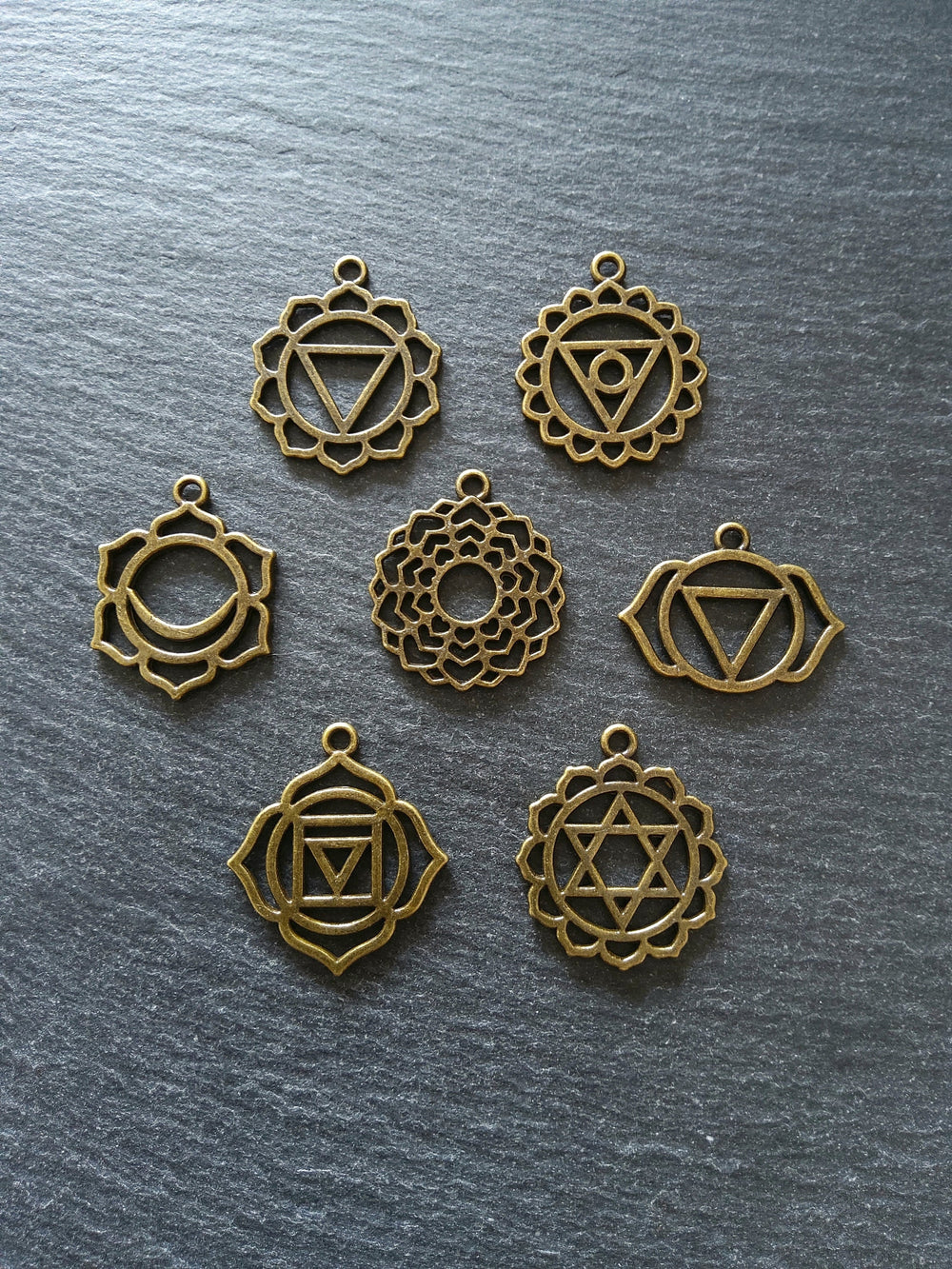 1 Full Set of The Seven Chakras Pendants in Antique Bronze Tone Alloy Approx. 30x25mm
