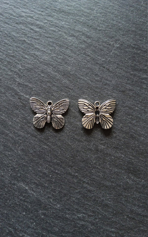 10 or 50 Beautiful Butterfly Charms Antique Silver Tone 18x15mm