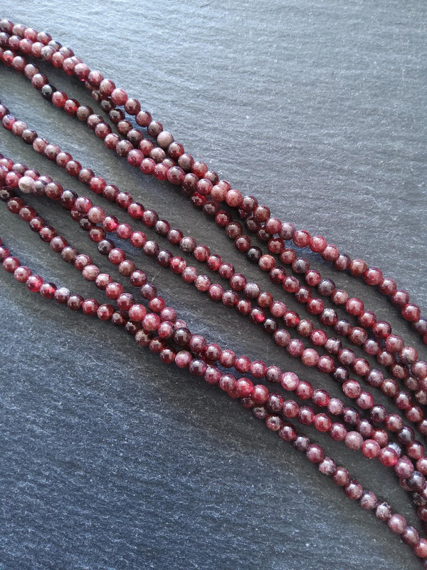 3.1mm to 3.8mm Garnet Round Undyed Natural Gemstone Beads Full 15.5 inch Strands
