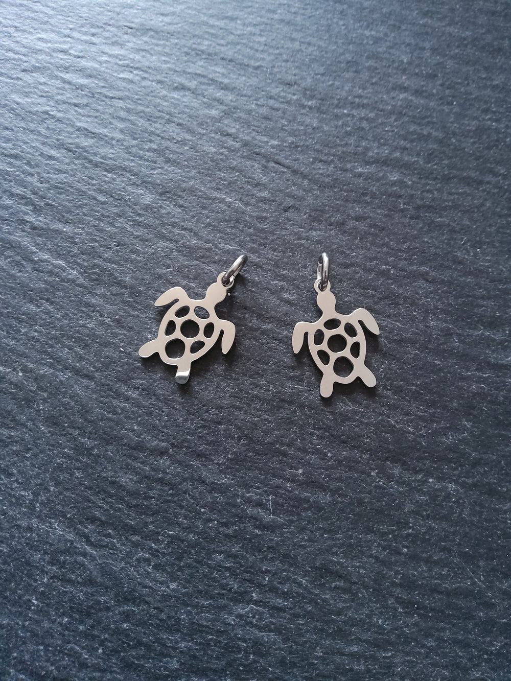 2 or 10 Stainless Steel Sea Turtle Charms 19x14mm