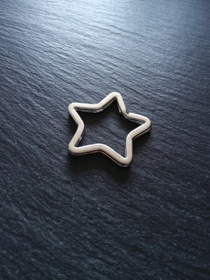 2 or 10 Star Shaped Keyring Rings Bright Silver Plated 34x33mm