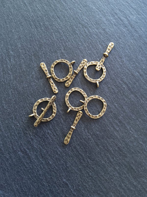4 or 20 Sets of Antique Bronze Metal Alloy Toggle Clasps 21x16mm