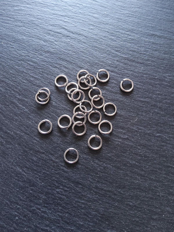 20 or 100 Stainless Steel 10mm Jump Rings Strong 1.6mm (16 gauge)