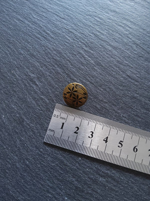 6 or 30 Antique Bronze Metal Buttons with Flower Design 17mm (5/8") Fasteners