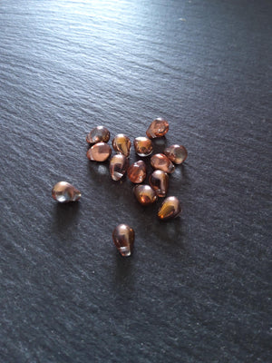 25 Czech Glass Teardrop Beads 5.5x8.5mm Clear Copper with Metallic Copper Lustre. Hole: 0.8mm