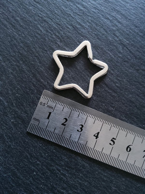 2 or 10 Star Shaped Keyring Rings Bright Silver Plated 34x33mm