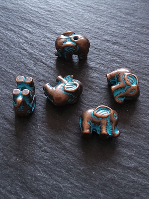 4 or 20 Elephant Beads Antique Copper Tone Metal Alloy With Blue Patina 13x19.5x7mm Hole: 1.4mm