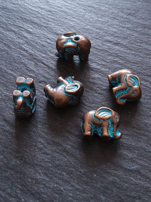 4 or 20 Elephant Beads Antique Copper Tone Metal Alloy With Blue Patina 13x19.5x7mm Hole: 1.4mm