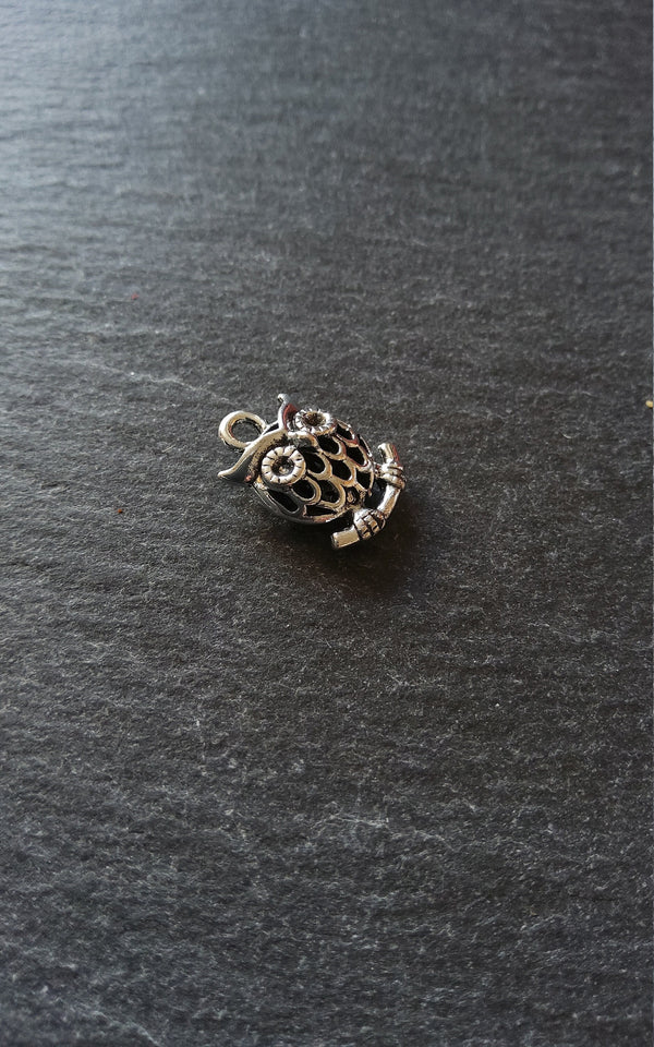 4 or 20 Owl Charms Antique Silver Tone Hollow 17x12x7mm Nickel FREE