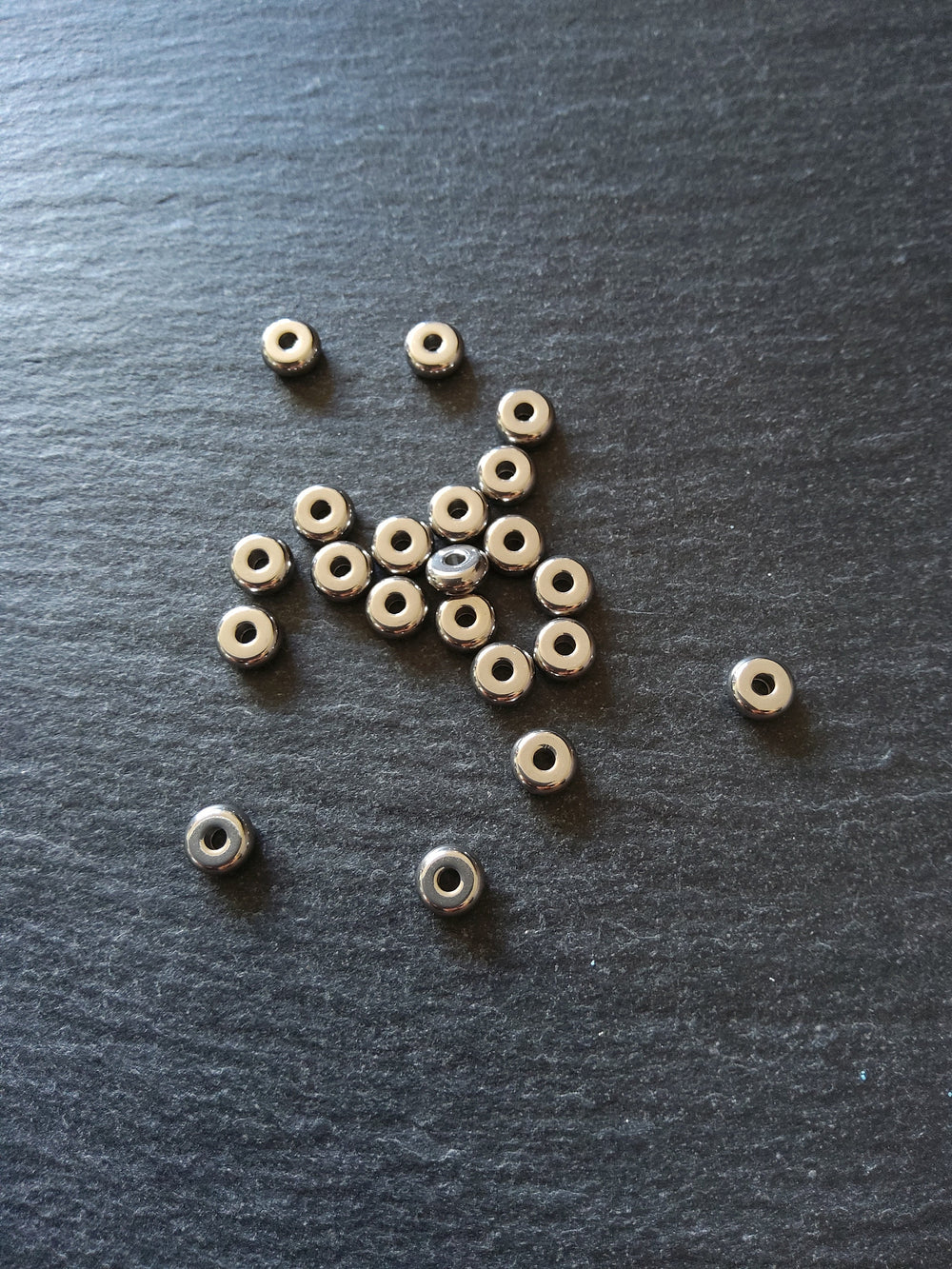10 or 50 Stainless Steel 6mm Solid Flat Round Spacer Beads 6x2.5mm Hole: 1.8mm