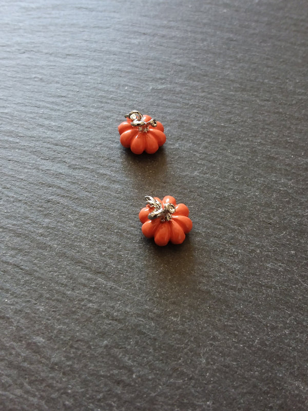 4 or 20 Pumpkin Charms Orange & Silver Solid Metal Alloy 11x10mm