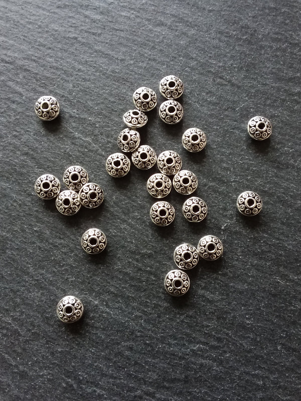 20 or 100 Antique Silver Tone 6mm Flying Saucer Shaped Spacer Beads 6x4mm. Hole: 1.5mm