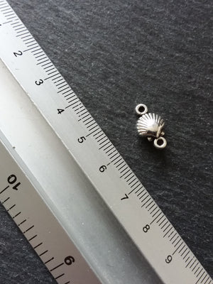 10 or 50 Shell Connector Charms Antique Silver Tone Alloy 15x9x5mm
