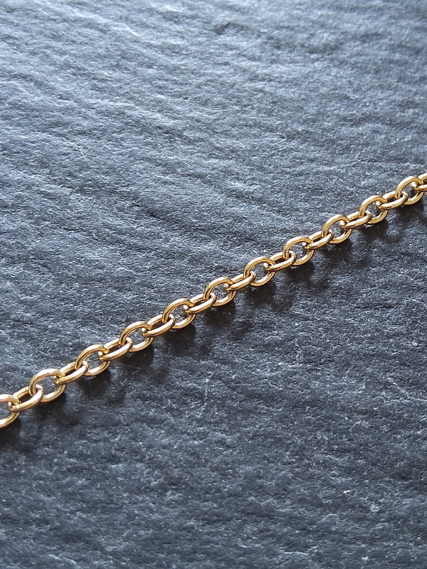 1 Meter Length of Genuine 18K Plated Stainless Steel Cable Chain 2.5x2x0.5mm Closed Link