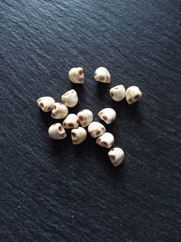 50 Small Cream Synthetic Howlite 8mm Skull Beads 8x7x6mm