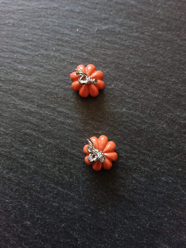 4 or 20 Pumpkin Charms Orange & Silver Solid Metal Alloy 11x10mm