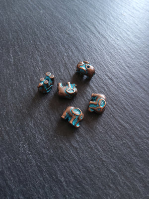 4 or 20 Elephant Beads Antique Copper Tone Metal Alloy With Blue Patina 13x19.5x7mm Hole: 1.4mm