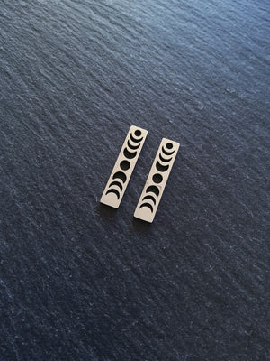 1 or 5 Stainless Steel Phases of the Moon Charms Flat Small 26x6x1.5mm