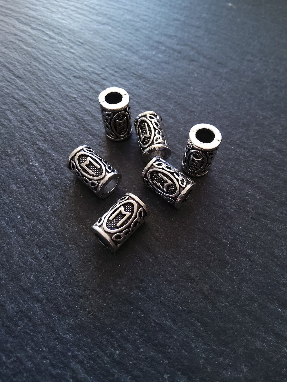 6 or 30 Ehwaz ᛖ Rune Beads Elder Futhark Antique Silver Alloy 13x8mm Hole: 4.7mm