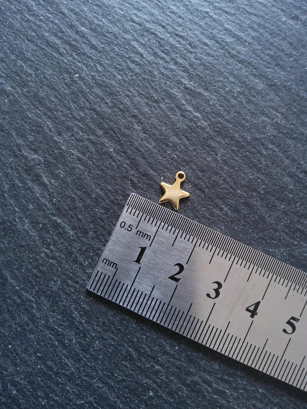 10 or 50 Real 18K Gold Plated Stainless Steel Star Charms 10x8x0.8mm Hole: 1.4mm