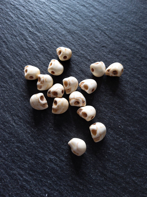 50 Small Cream Synthetic Howlite 8mm Skull Beads 8x7x6mm