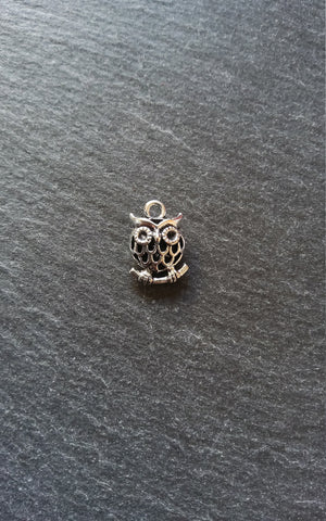 4 or 20 Owl Charms Antique Silver Tone Hollow 17x12x7mm Nickel FREE