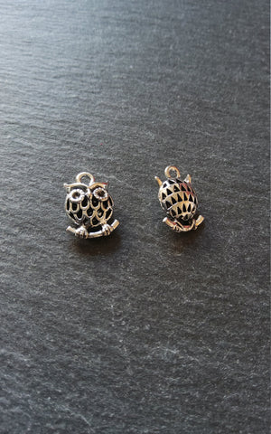 4 or 20 Owl Charms Antique Silver Tone Hollow 17x12x7mm Nickel FREE