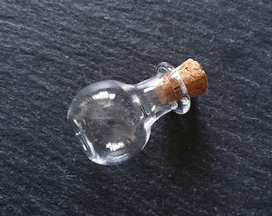 4 or 20 Little Clear Glass Bottles with Cork Stopper Size 23x16mm