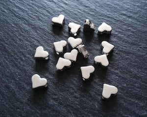 40 or 200 Bright Silver Plated Heart Beads 7x6x2.7mm Hole: 1.4mm