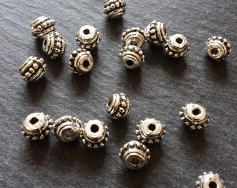 10 or 50 Bali Style Spacer Beads Antique Silver Tone 8x6mm Hole: 2.1mm