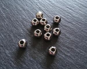 10 or 50 Stainless Steel 8mm Solid Round Spacer Beads Hole: 3mm