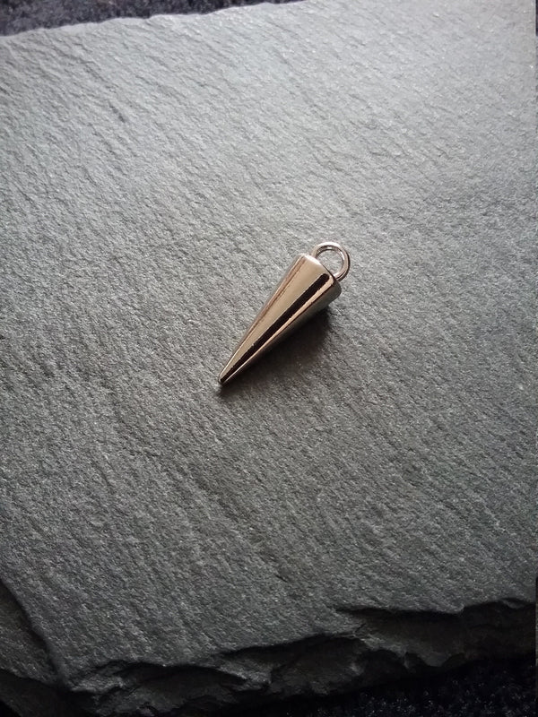 10 or 50 Silver Tone Cone Spike Pendants Charms Solid Smooth 22x7mm